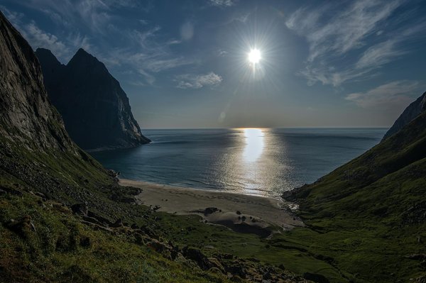 Unlocking history: your ultimate guide to uk cruises featuring engaging archaeological discoveries at iconic historic sites